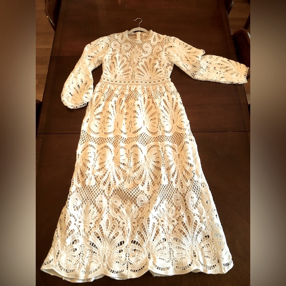Bohme brand long thick white lined long dress. Size M. Brand new. Long sleeve